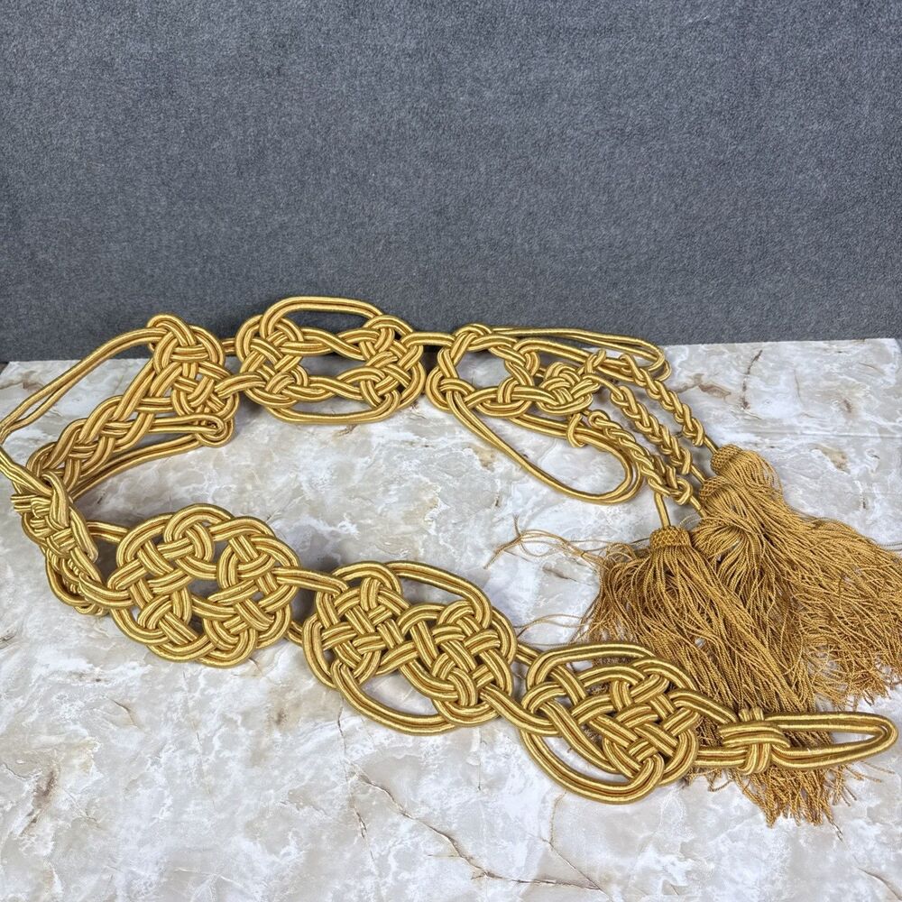 Macrame Asian Rope Tassel Wall Hanging Tan 45” Art Home Decor Boho Knots Gold